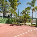Two Bedroom Apartment - Sea View