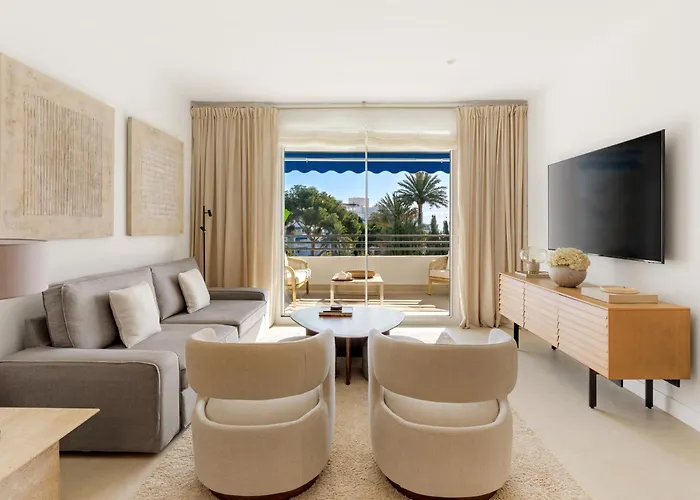 Two Bedroom Apartment - Sea View