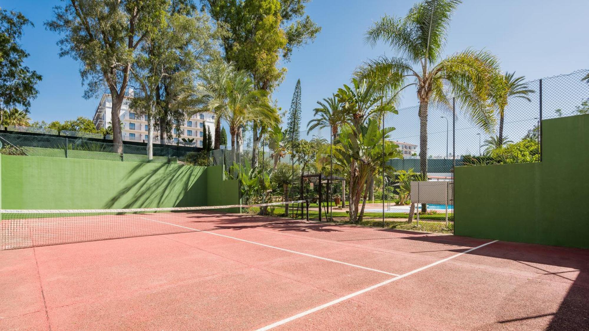 Two Bedroom - Sea View * Marbella